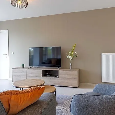 Corner In The Center With 3 Bedrooms Appartement *